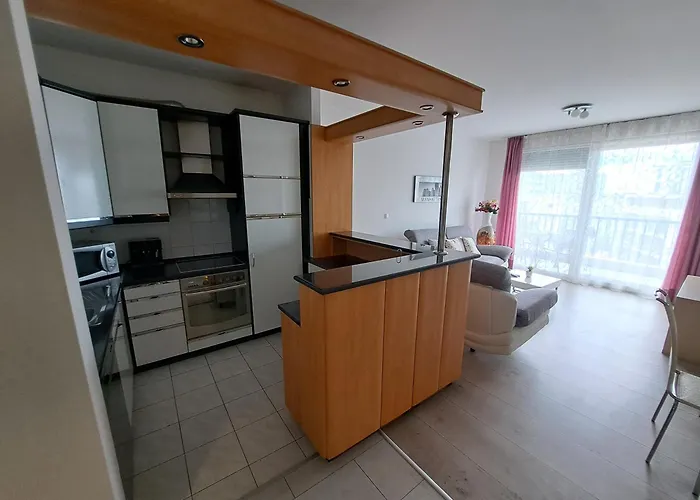 In Split, Near The Old Town, Three Rooms, Balcony, Garage Split